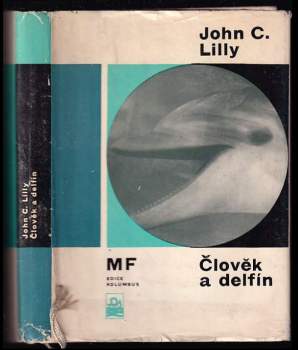 Člověk a delfín
