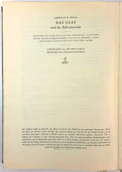 Jaroslav Raimund Vávra: Das Glas und die Jahrtausende