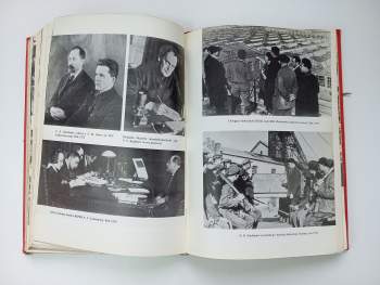 Eduard Čejka: Dějiny druhé světové války 1939-1945 ve dvanácti svazcích