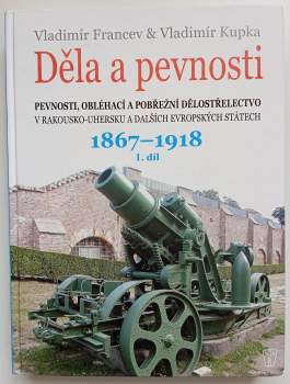 Děla a pevnosti