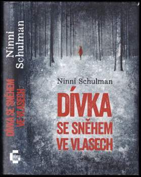 Dívka se sněhem ve vlasech