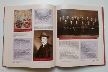 Pavel Juřík: Dominia pánů z Hradce, Slavatů a Czerninů