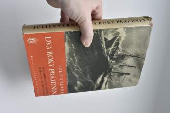 Jules Verne: Dva roky prázdnin