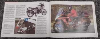 Peter Henshaw: Encyklopedie motocyklů