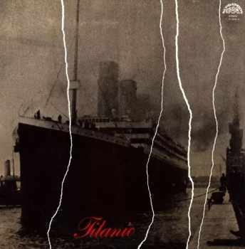 Titanic + BOOKLET