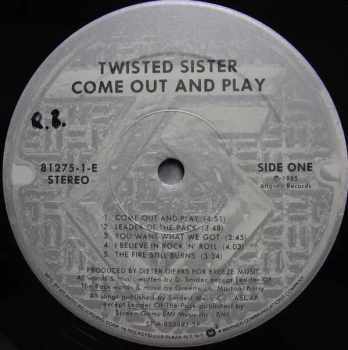 Twisted Sister: Come Out And Play