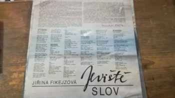 Jiřina Fikejzová: Jeviště Slov