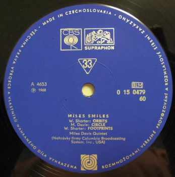 The Miles Davis Quintet: Miles Smiles