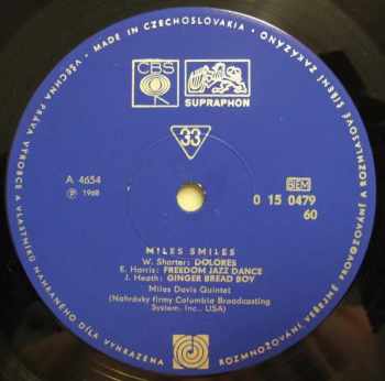The Miles Davis Quintet: Miles Smiles