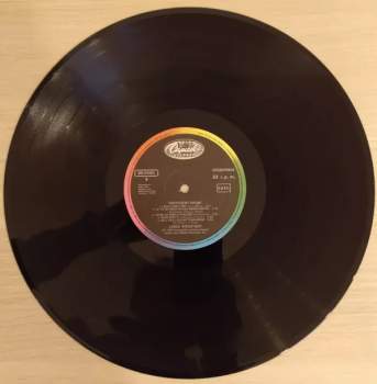Linda Ronstadt: Different Drum