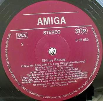 Shirley Bassey: Feelings