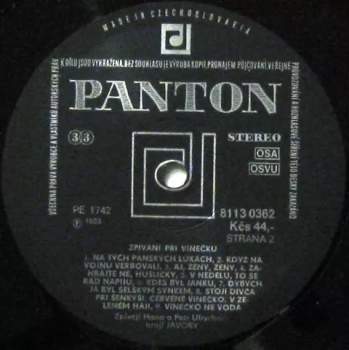 Hana A Petr Ulrychovi: Zpívání Při Vínečku (Singing With Wine)