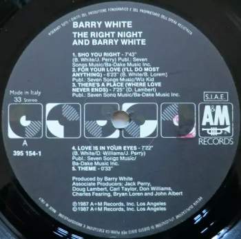 Barry White: The Right Night & Barry White