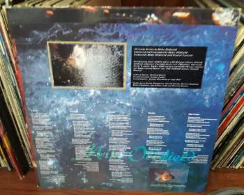 Mike Oldfield: Earth Moving
