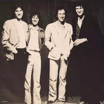 Dire Straits: Communiqué