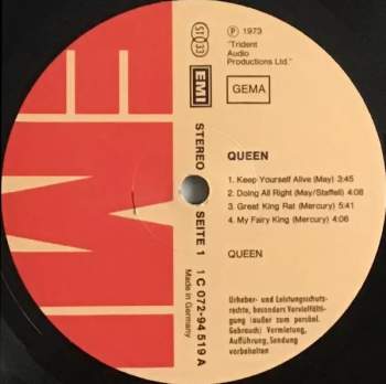 Queen: Queen