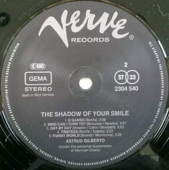 Astrud Gilberto: The Shadow Of Your Smile