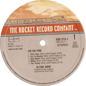Elton John: Ice On Fire