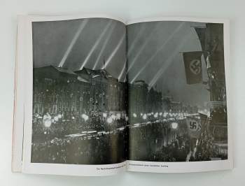 Adolf Hitler: Hitler in Böhmen, Mähren, Memel