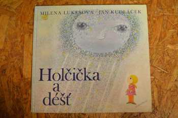 Holčička a déšť