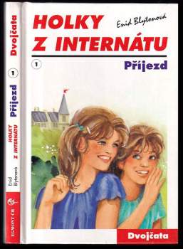 Holky z internátu : Příjezd - 1