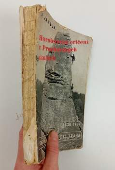 Josef Janeba: Horolezecká cvičení v Prachovských skalách 1930-1934
