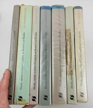 Jakub Pavel: Hrady, zámky a tvrze v Čechách, na Moravě a ve Slezsku