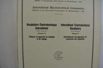International Electrotechnical Vocabulary : Mezinárodní elektrotechnický slovník, 6 dílů