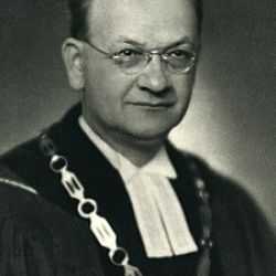 Josef Křenek