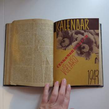 Kalendář českomoravských včelařů na rok 1943