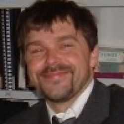 Kamil Podroužek