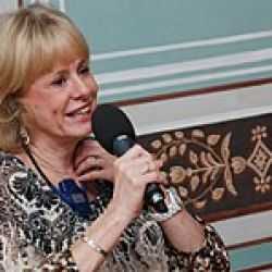 Kathy Reichs