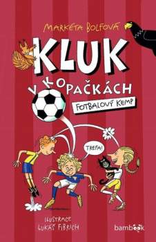 Kluk v kopačkách
