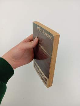 Milan Kundera: Kniha smíchu a zapomnění