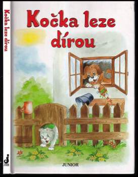 Kočka leze dírou