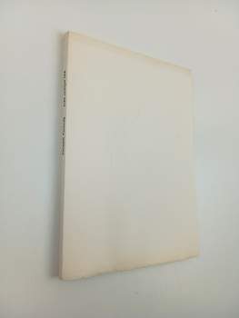 Košík smrkových šišek