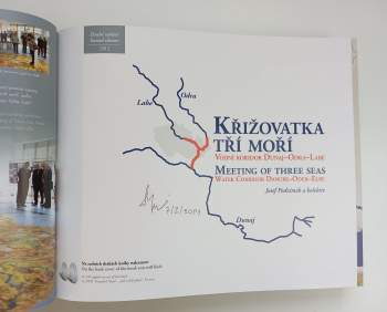 Josef Podzimek: Křížovatka tří moří