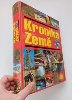 Felix R Paturi: Kronika Země