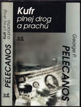 Kufr plnej drog a prachů