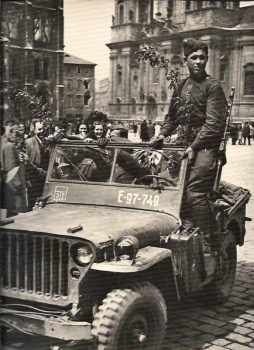 Václav Chochola: Květen 1945 - Album fotografií