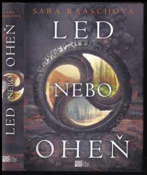 Sara Raasch: Led nebo oheň