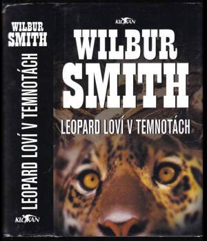 Leopard loví v temnotách