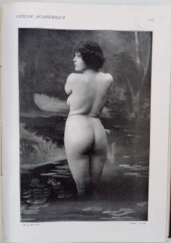 L'Etude Academique. Recueil de Documents Humains. Illustre par la photographie d'apres nature et comprenant 550 etudes d'Homme, de Femmes et d'Enfants. Tome 7. Revue Bi-Mensuelle