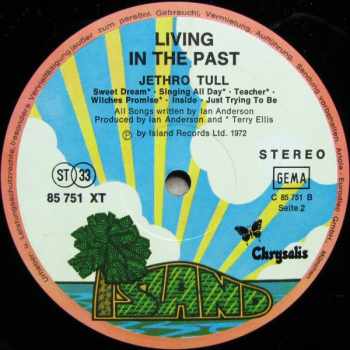 Jethro Tull: Living In The Past