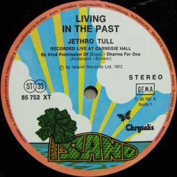 Jethro Tull: Living In The Past
