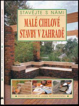 Malé cihlové stavby v zahradě