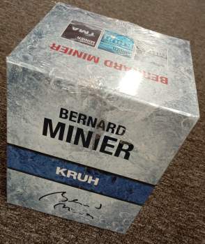 Bernard Minier: Mráz