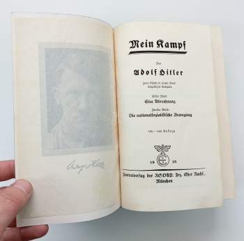 Adolf Hitler: Mein Kampf