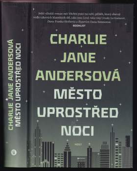 Město uprostřed noci