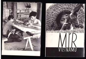 Josef Hotmar: Mír ve Vietnamu - soubor 12 fotek v obálce + brožka